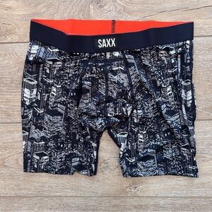 SAXX Multi Sport Mesh boxer briefs Underwear black and white city Medium NEW